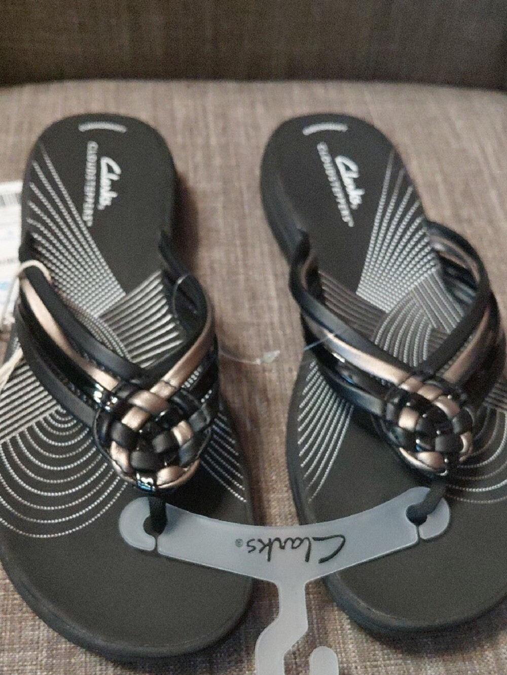 Clarks Women's Black and Bronze Woven-Strap Cloudsteppers Sandals SIZE 9 - Picture 9 of 10
